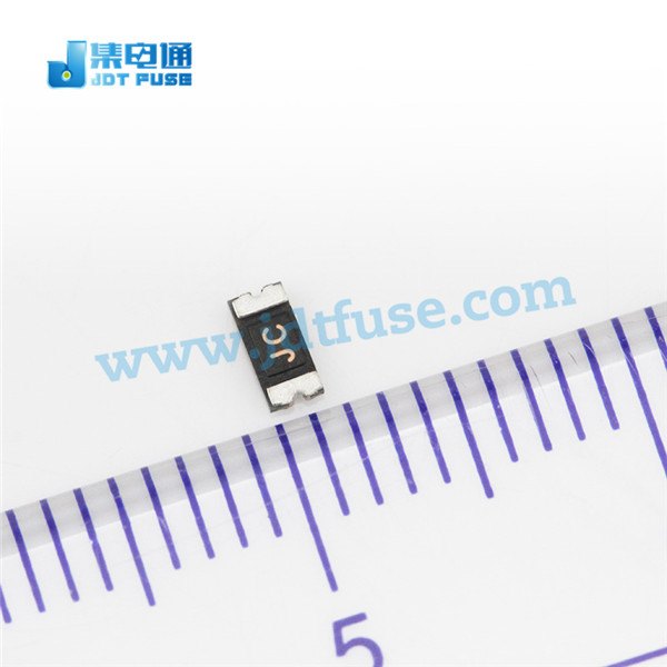 低內阻自恢複保險絲