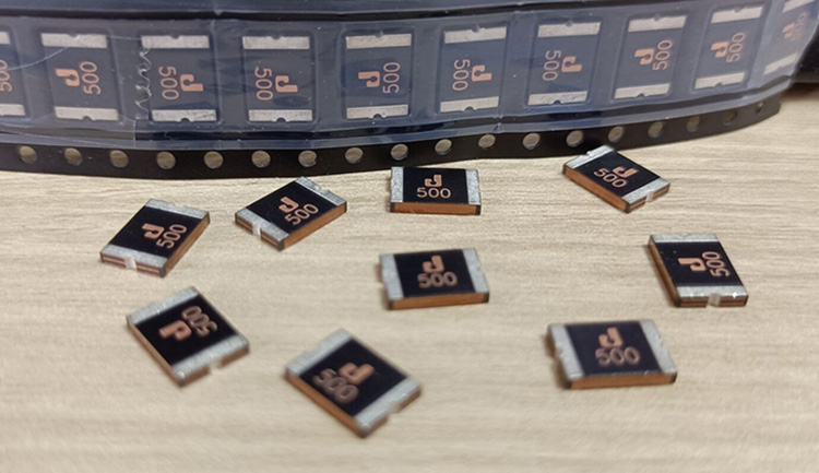 2920貼片自恢複保險絲